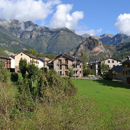 Albergue Velarta Villanova Eksteriør bilde